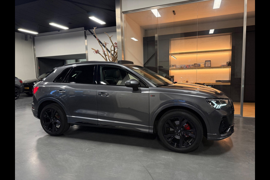 Audi Q3 35 TFSI S line Pano Camera Elec.Stoel