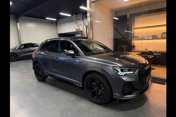 Audi Q3 35 TFSI S line Pano Camera Elec.Stoel