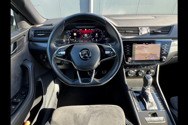 Škoda Superb Combi 1.5 TSI Sportline * Sideassistent * Memory * Trekhaak * Achterbank verwarmd *
