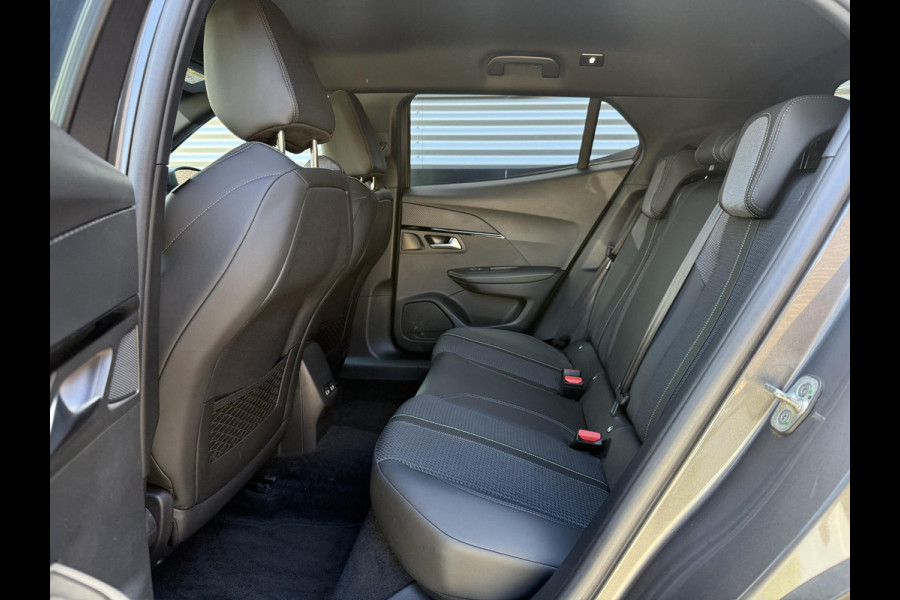 Peugeot 2008 1.2 PureTech GT-Line 1e Eigenaar|D-riem vv in 2025|Navi|Camera|Carplay|i-Cockpit|Cruise|Clima|N.A.P|Nieuwe APK bij Aflevering