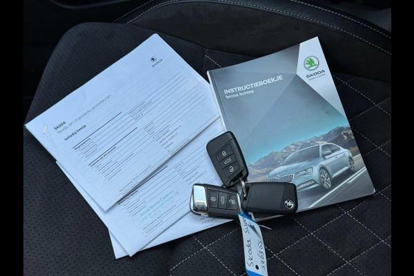 Škoda Superb Combi 1.5 TSI Sportline * Sideassistent * Memory * Trekhaak * Achterbank verwarmd *