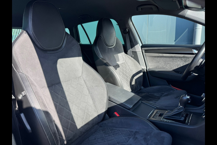 Škoda Superb Combi 1.5 TSI Sportline * Sideassistent * Memory * Trekhaak * Achterbank verwarmd *