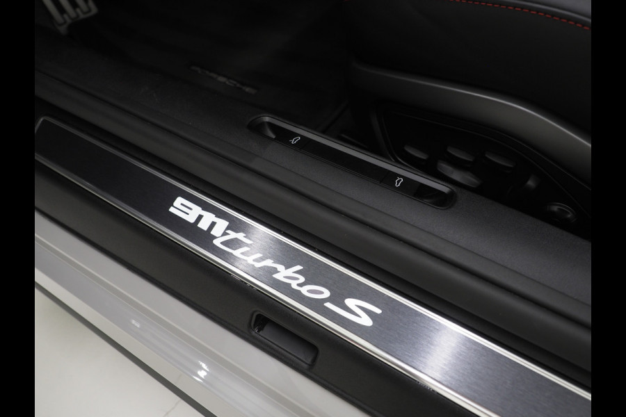 Porsche 911 3.8 Turbo S | Aero Kit | Keramisch | Burmester | Sportuitlaat | SportDesign | Full Option
