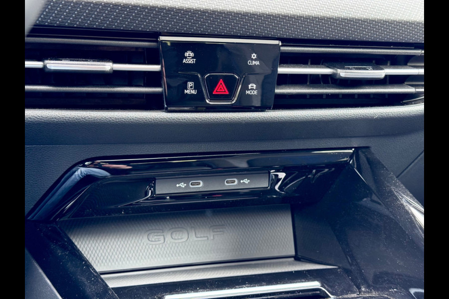 Volkswagen Golf 2.0 TSI R 4Motion Akrapovic/Pano/Camera