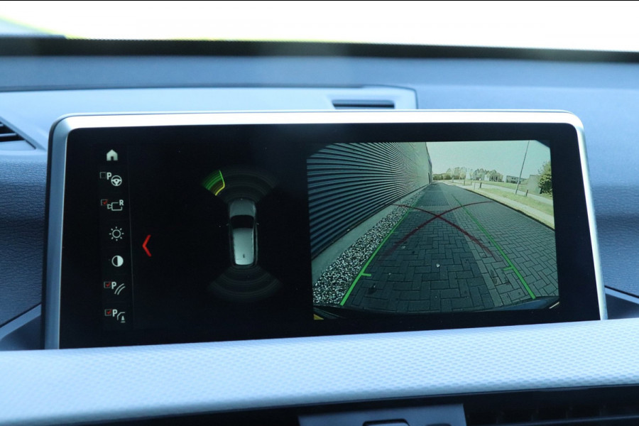 BMW X1 SDrive20i High Executive | M-Pakket