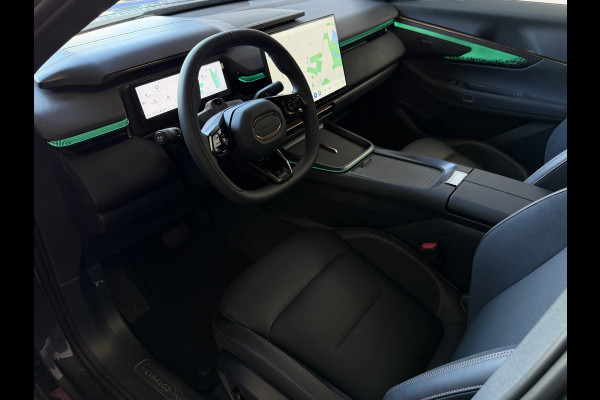Lynk & Co 08 Lynk & Co 08 NIEUW! MORE 200KM ELEK PHEV PANO MATRIX LED HARMAN KARDON 360°CAM | PHEV