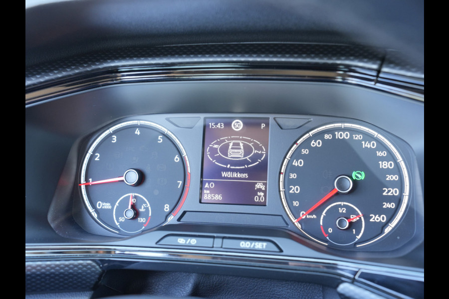 Volkswagen T-Cross 1.0 TSI Life | Cruise control adaptief | Apple Carplay/Android Auto | Achteruitrijcamera