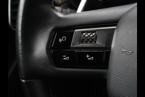DS 7 Crossback E-Tense Be Chic | SOH 98% | Camera | Bi-Xenon | Carplay | Navigatie | 19'' | Digital Cockpit | Climate control | Parkeerhulp | Cruise control | PHEV | Plug In