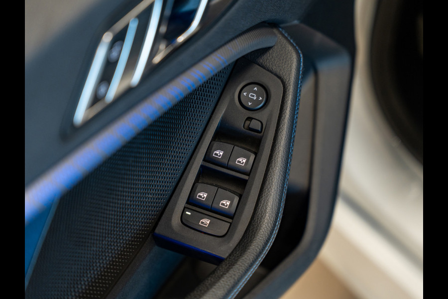 BMW 1-serie 118i M Sport High Executive, Apple Carplay, Digi Dash, Voll Led, Navi, Cruise, Amiënte Light, PDC, Volledig Onderhoud
