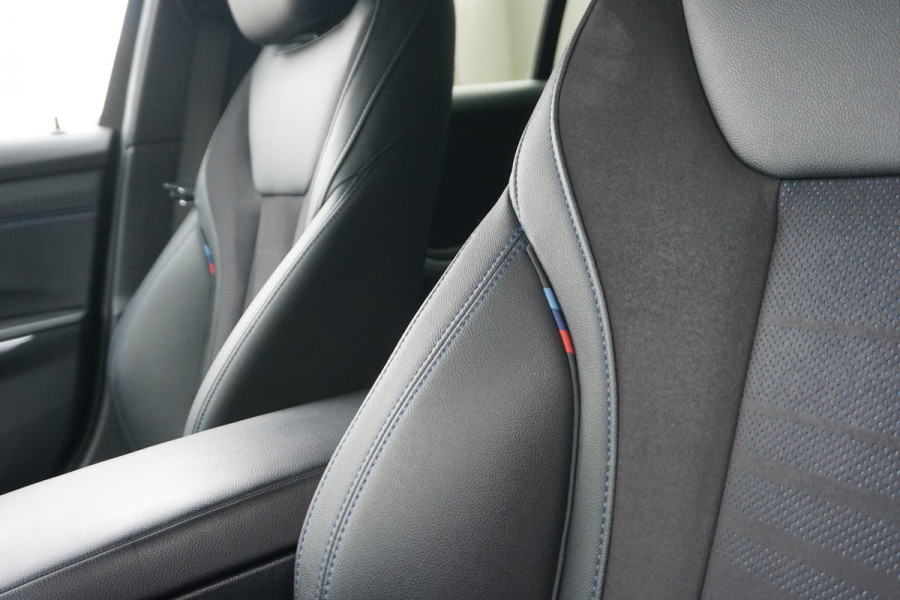 BMW 3 Serie Touring 320e LCI M-Sport Pro | ADAPTIVE LED | ACC | HEAD-UP | STOELVERW. | CAMERA |