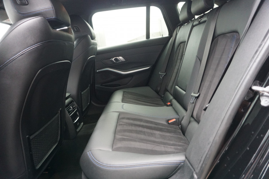 BMW 3 Serie Touring 320e LCI M-Sport Pro | ADAPTIVE LED | ACC | HEAD-UP | STOELVERW. | CAMERA |