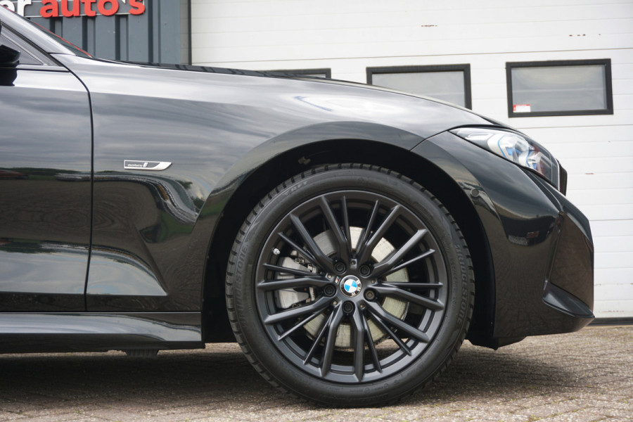 BMW 3 Serie Touring 320e LCI M-Sport Pro | ADAPTIVE LED | ACC | HEAD-UP | STOELVERW. | CAMERA |