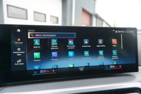 BMW 3 Serie Touring 320e LCI M-Sport Pro | ADAPTIVE LED | ACC | HEAD-UP | STOELVERW. | CAMERA |