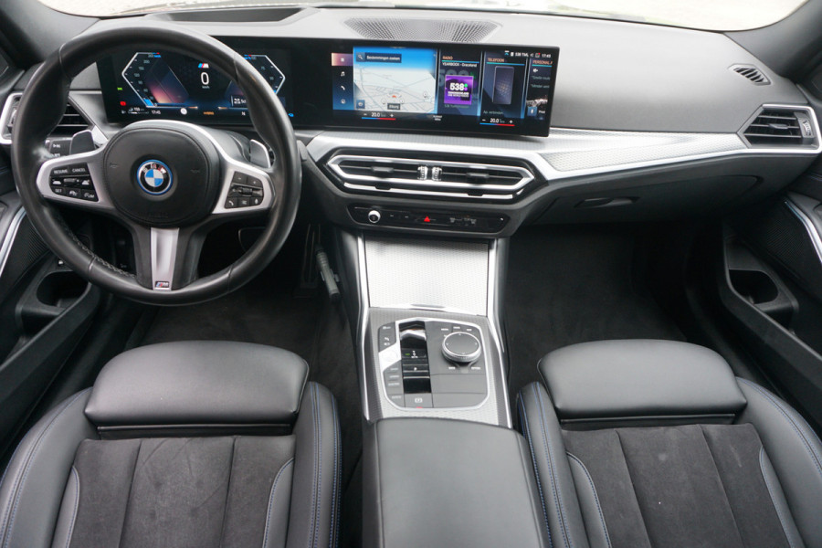 BMW 3 Serie Touring 320e LCI M-Sport Pro | ADAPTIVE LED | ACC | HEAD-UP | STOELVERW. | CAMERA |