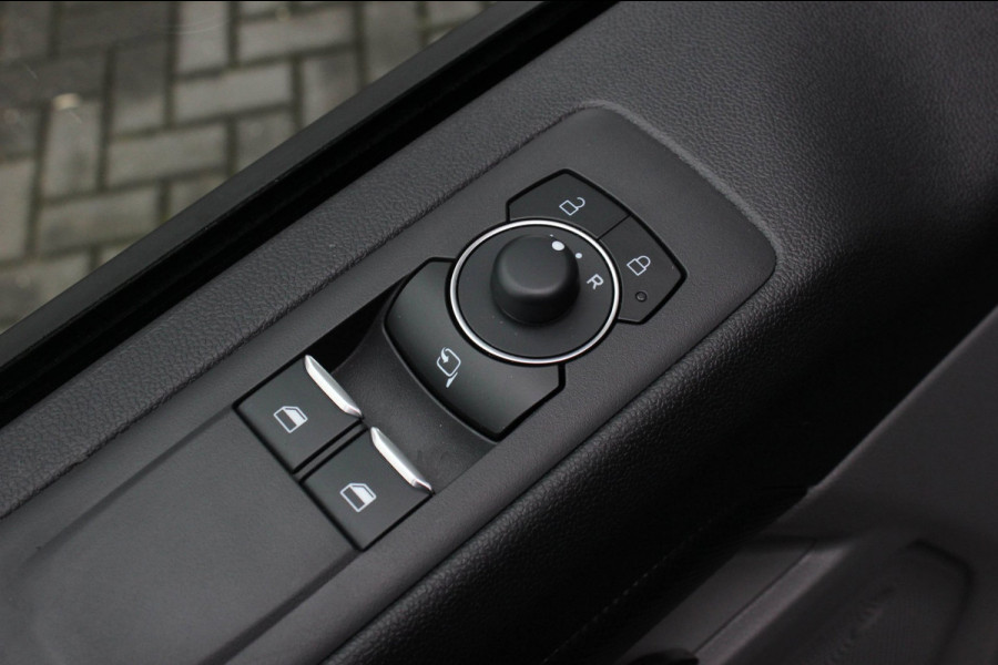 Ford E-Transit Cust. 340 L2H1 Limited 65 kWh 218PK / JB-EDIITON / CAMERA / 328KM RANGE / APPLE CARPLAY /DRIVERS-PACK /FULL OPTIONS