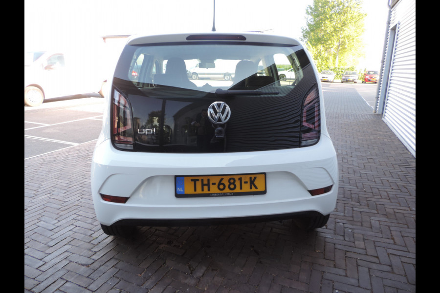 Volkswagen up! 1.0 BMT move up!