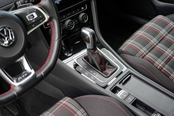 Volkswagen Golf 7.5 GTI Performance 245PK DSG