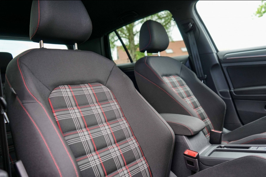 Volkswagen Golf 7.5 GTI Performance 245PK DSG