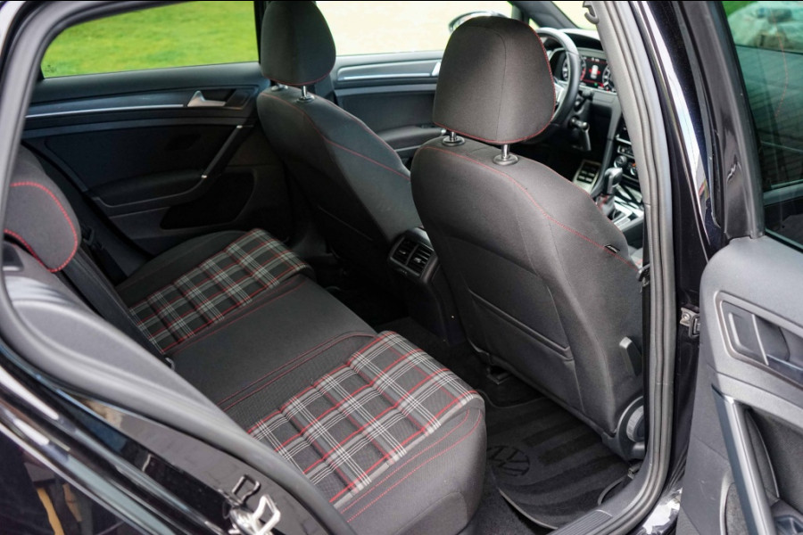 Volkswagen Golf 7.5 GTI Performance 245PK DSG