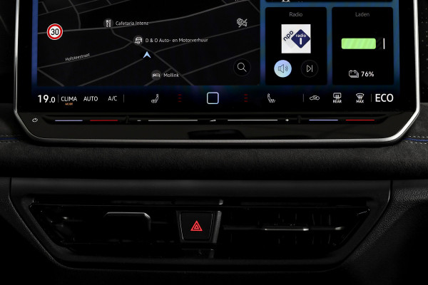 Volkswagen Tiguan 1.5 eHybrid R-Line Edition 272 PK | Black Style | 15 inch Navi | Elek. Trekhaak | IQ Light | S/K-Panodak | Dig. Cockpit | Adapt. Cruise | Stoel-+Stuurverw. | 360 Camera | NAV + App. Connect | ECC | Elek. Klep | LM 20" |
