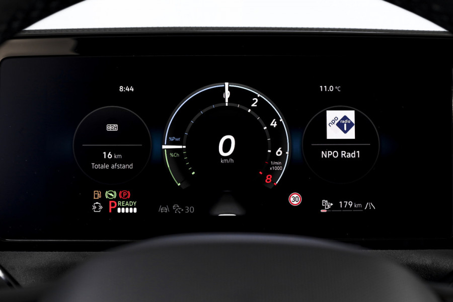 Volkswagen Tiguan 1.5 eHybrid R-Line Edition 272 PK | Black Style | 15 inch Navi | Elek. Trekhaak | IQ Light | S/K-Panodak | Dig. Cockpit | Adapt. Cruise | Stoel-+Stuurverw. | 360 Camera | NAV + App. Connect | ECC | Elek. Klep | LM 20" |