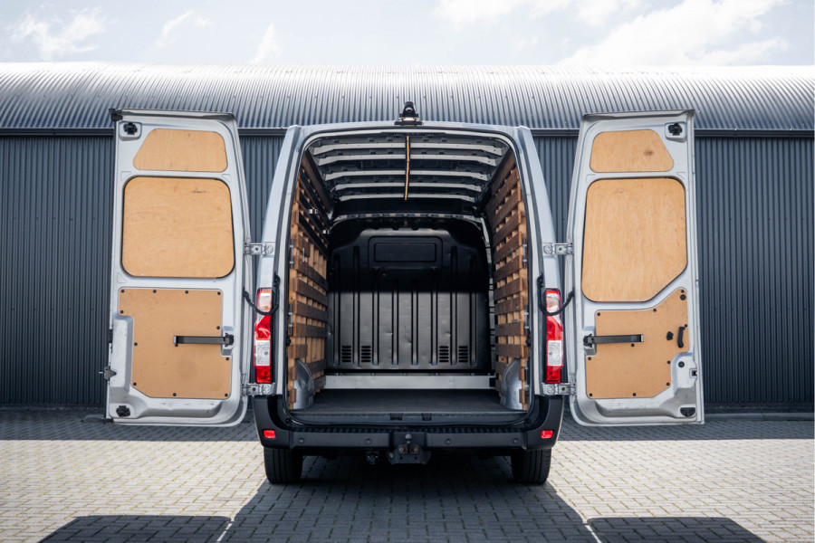 Renault Master 2.3 dCi 145PK L3H2 | Camera | Cruise | Navi | Airco | Trekhaak