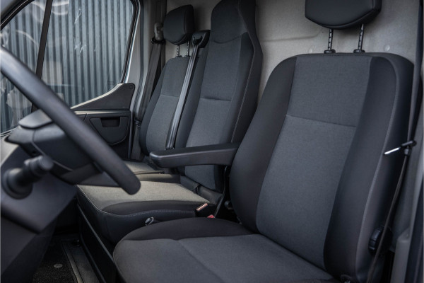 Renault Master 2.3 dCi 145PK L3H2 | Camera | Cruise | Navi | Airco | Trekhaak