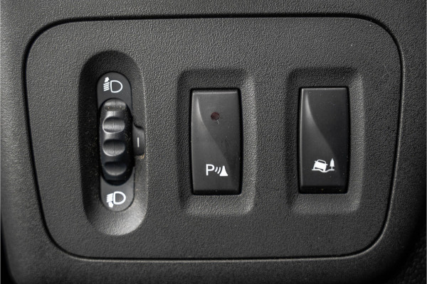 Renault Master 2.3 dCi 145PK L3H2 | Camera | Cruise | Navi | Airco | Trekhaak