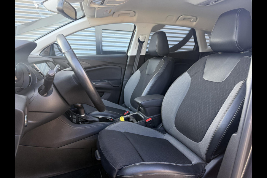 Opel Grandland X 1.2 Turbo Ultimate Navi|Camera|Carplay|Clima|Stoelverw V+A|Cruise|D-riem v.v in 2025|Trekhaak|N.A.P|APK tot 05-2027