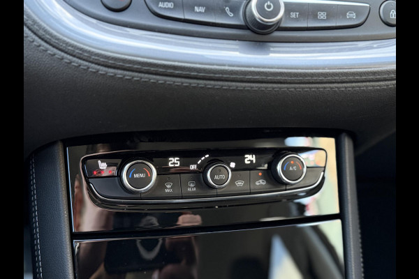 Opel Grandland X 1.2 Turbo Ultimate Navi|Camera|Carplay|Clima|Stoelverw V+A|Cruise|D-riem v.v in 2025|Trekhaak|N.A.P|APK tot 05-2027