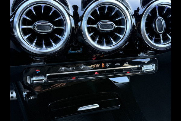 Mercedes-Benz A-Klasse 180 Business Solution AMG | Pano | CarPlay | Ambient Light | Camera | 18 inch