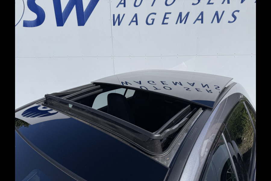 Mercedes-Benz A-Klasse 180 Business Solution AMG | Pano | CarPlay | Ambient Light | Camera | 18 inch