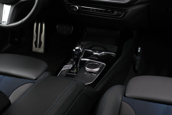 BMW 2 Serie Gran Coupé 218i M-Sport *Camera*Comforttoegang*Trekhaak*Led*