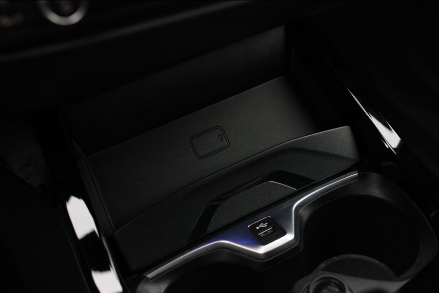 BMW 2 Serie Gran Coupé 218i M-Sport *Camera*Comforttoegang*Trekhaak*Led*