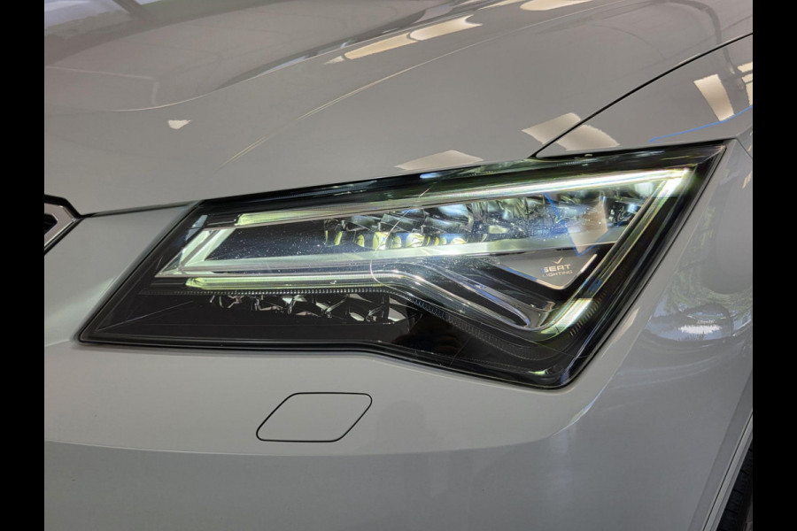 Seat Ateca 1.5 TSI FR Business Intense Panoramadak Trekhaak Elektrisch Leder interieur * Hemelvaartsdag geopend van 12:00 tot 17:00u *