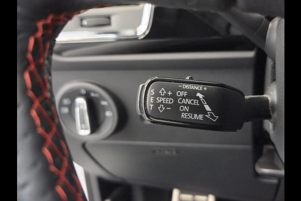 Seat Ateca 1.5 TSI FR Business Intense Panoramadak Trekhaak Elektrisch Leder interieur * Hemelvaartsdag geopend van 12:00 tot 17:00u *