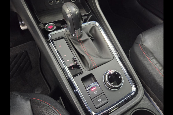 Seat Ateca 1.5 TSI FR Business Intense Panoramadak Trekhaak Elektrisch Leder interieur * Hemelvaartsdag geopend van 12:00 tot 17:00u *