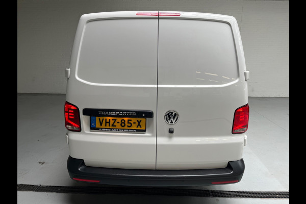 Volkswagen Transporter Automaat DSG Servicewagen 2.0 TDI 150pk L2H1 3Persoons Sortimo Inrichting, Airco, Navigatie, RIJKLAARPRIJS!