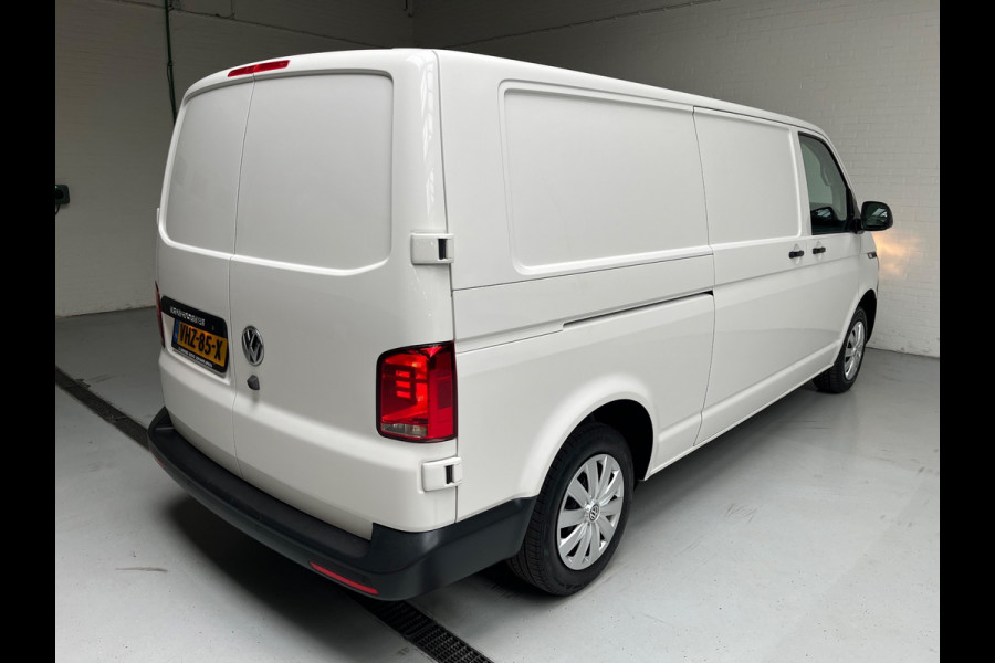 Volkswagen Transporter Automaat DSG Servicewagen 2.0 TDI 150pk L2H1 3Persoons Sortimo Inrichting, Airco, Navigatie, RIJKLAARPRIJS!