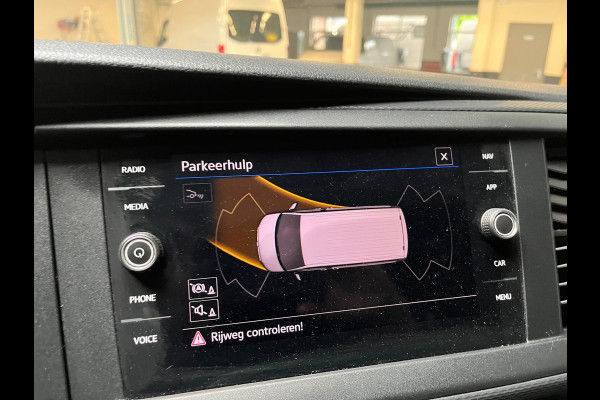 Volkswagen Transporter Automaat DSG Servicewagen 2.0 TDI 150pk L2H1 3Persoons Sortimo Inrichting, Airco, Navigatie, RIJKLAARPRIJS!