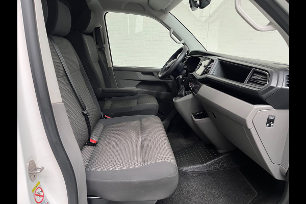 Volkswagen Transporter Automaat DSG Servicewagen 2.0 TDI 150pk L2H1 3Persoons Sortimo Inrichting, Airco, Navigatie, RIJKLAARPRIJS!