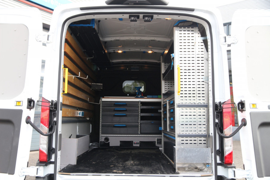 Ford Transit 2.0 TDCI 170PK | Aut. | Werkplaats inrichting | Cruise | Airco..