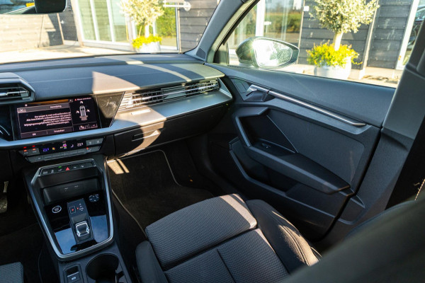 Audi A3 Sportback 40 TFSI e Business edition I virtual I NAP I Phev I 19 inch