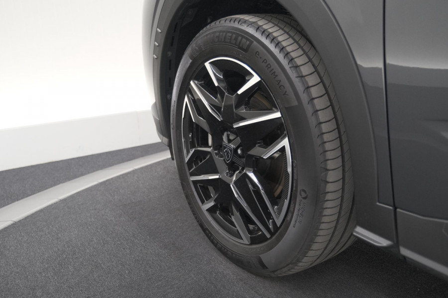 Peugeot 5008 1.2 Hybrid 136 GT | Adaptieve Cruise Control | Camera | Elektrische Kofferklep | Stoelverwarming