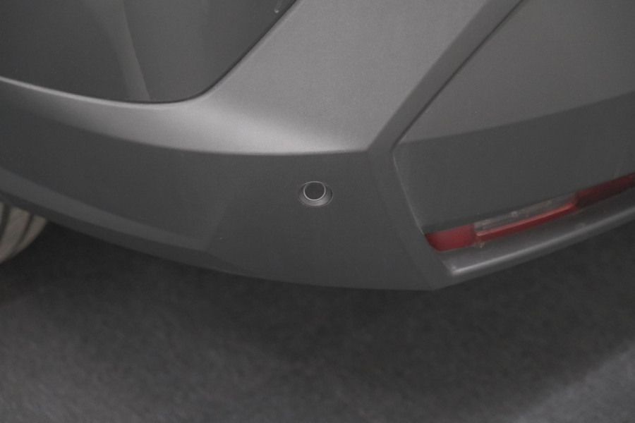Peugeot 5008 1.2 Hybrid 136 GT | Adaptieve Cruise Control | Camera | Elektrische Kofferklep | Stoelverwarming