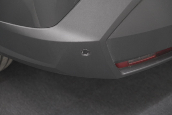 Peugeot 5008 1.2 Hybrid 136 GT | Adaptieve Cruise Control | Camera | Elektrische Kofferklep | Stoelverwarming