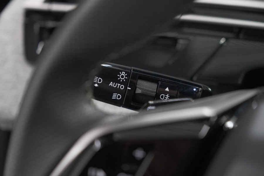 Peugeot 5008 1.2 Hybrid 136 GT | Adaptieve Cruise Control | Camera | Elektrische Kofferklep | Stoelverwarming