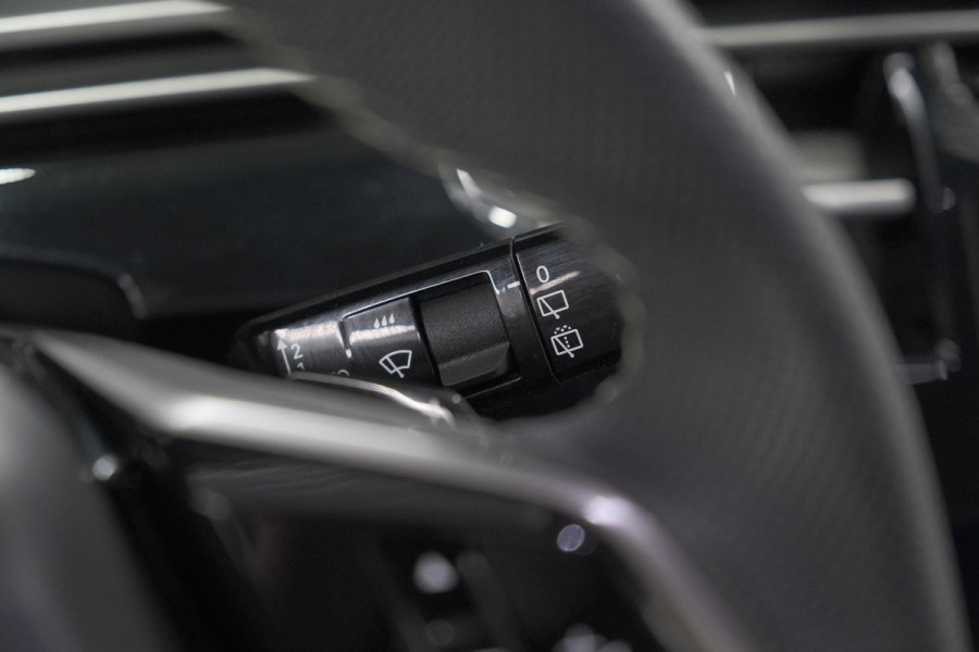 Peugeot 5008 1.2 Hybrid 136 GT | Adaptieve Cruise Control | Camera | Elektrische Kofferklep | Stoelverwarming