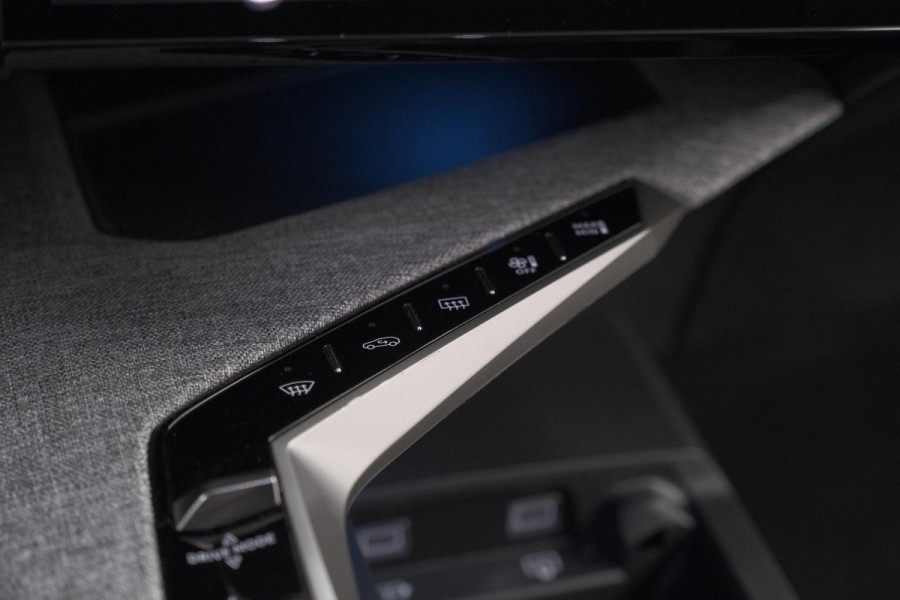 Peugeot 5008 1.2 Hybrid 136 GT | Adaptieve Cruise Control | Camera | Elektrische Kofferklep | Stoelverwarming