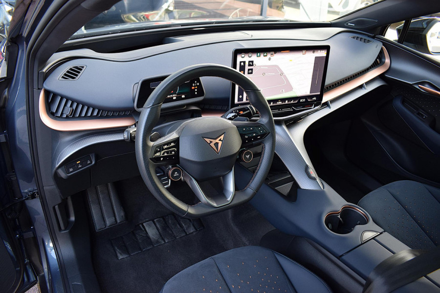 CUPRA Tavascan Adrenaline 82 kWh | SOH: 99,8% | Warmtepomp | Stuur- en Stoelverw.| HUD | Pano
